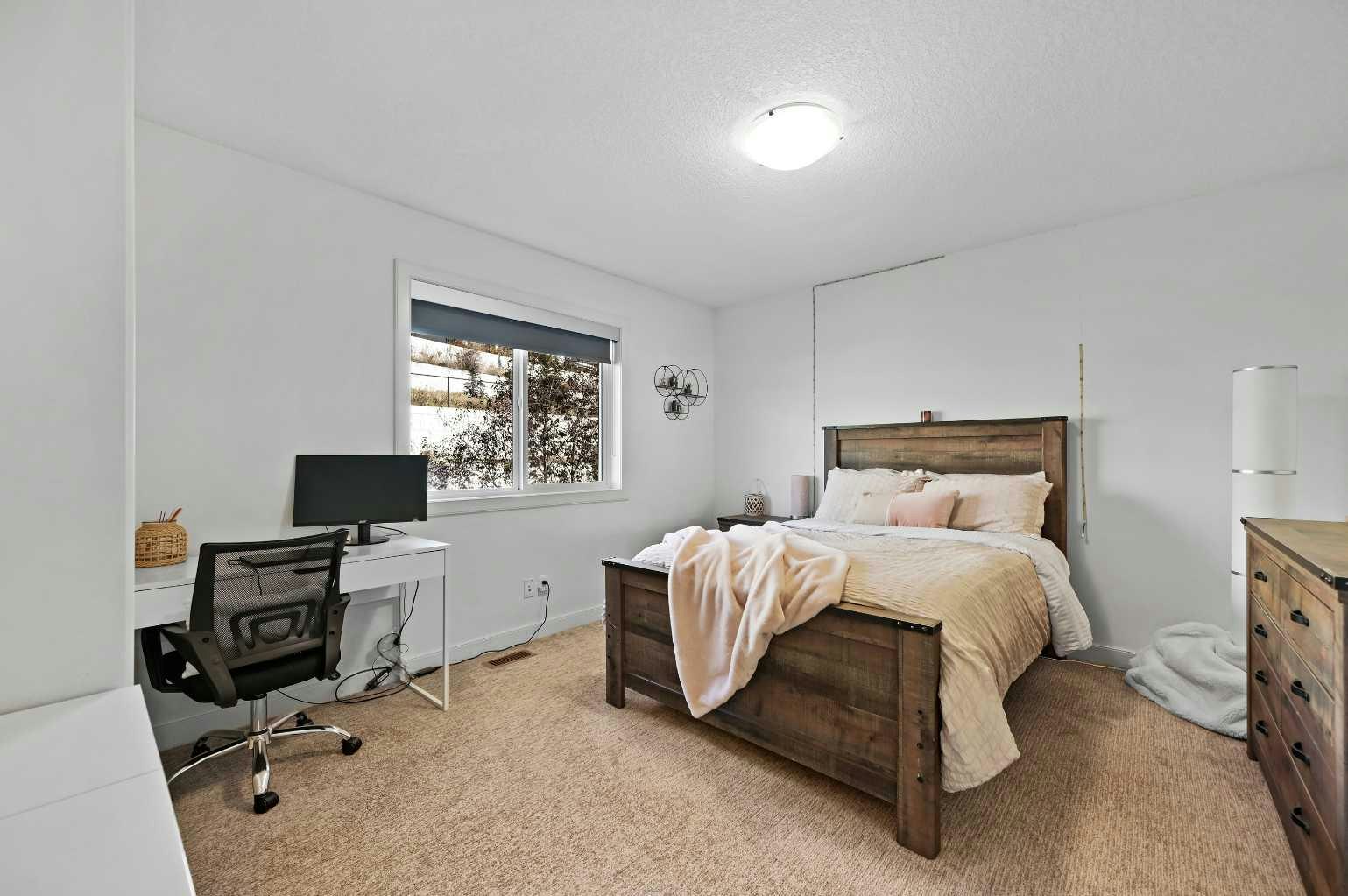 129 Springbluff Boulevard SW, Calgary, AB, T3H 0N3 - 25
