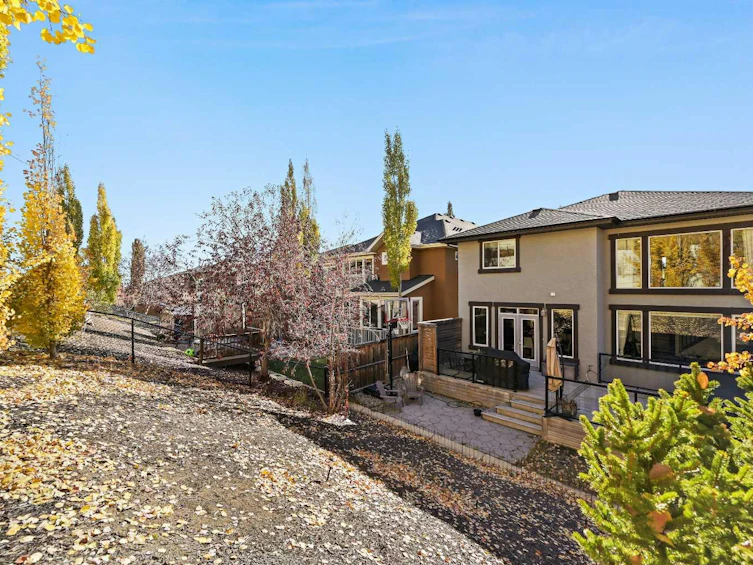 129 Springbluff Boulevard SW, Calgary, AB, T3H 0N3 - 32