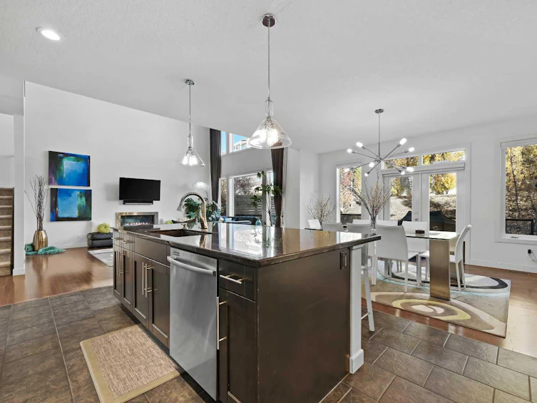 129 Springbluff Boulevard SW, Calgary, AB, T3H 0N3 - 13