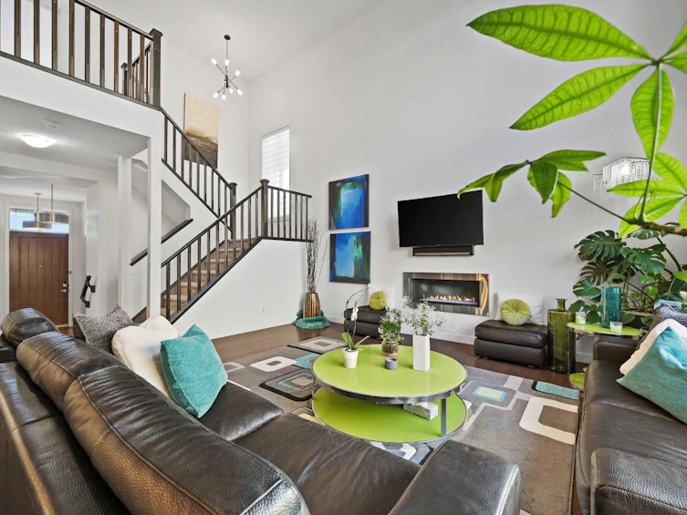 129 Springbluff Boulevard SW, Calgary, AB, T3H 0N3 - 5