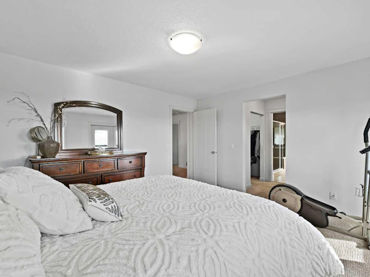 129 Springbluff Boulevard SW, Calgary, AB, T3H 0N3 - 22