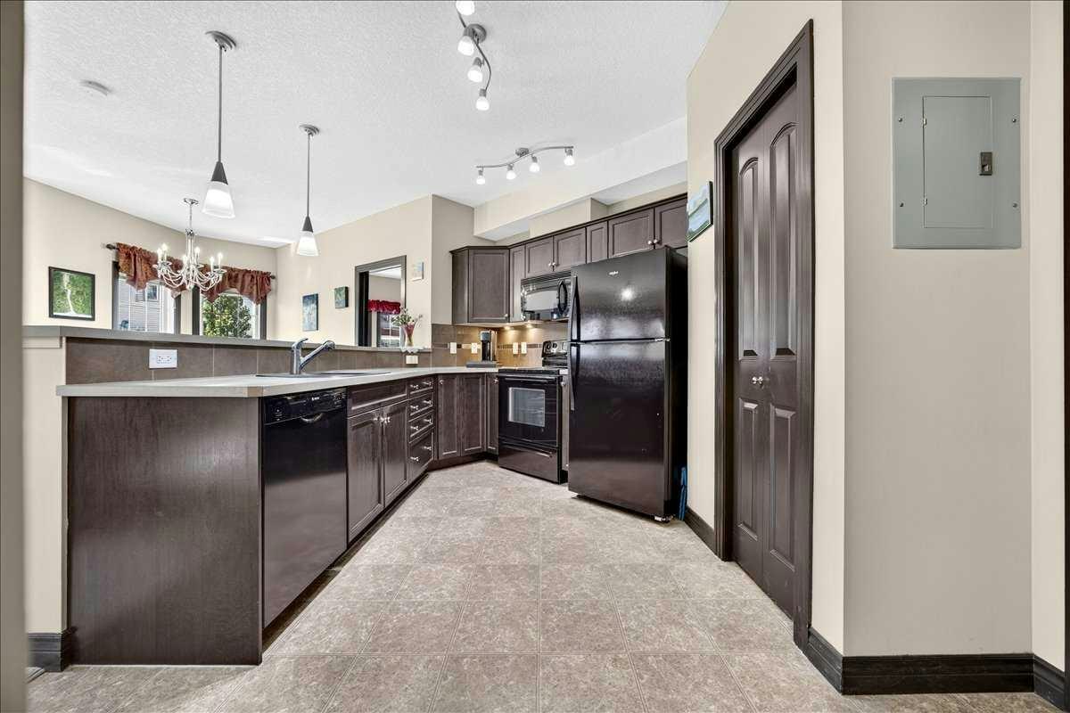 218-30 Royal Oak Plaza NW, Calgary, AB, T3G 0C1 - 10