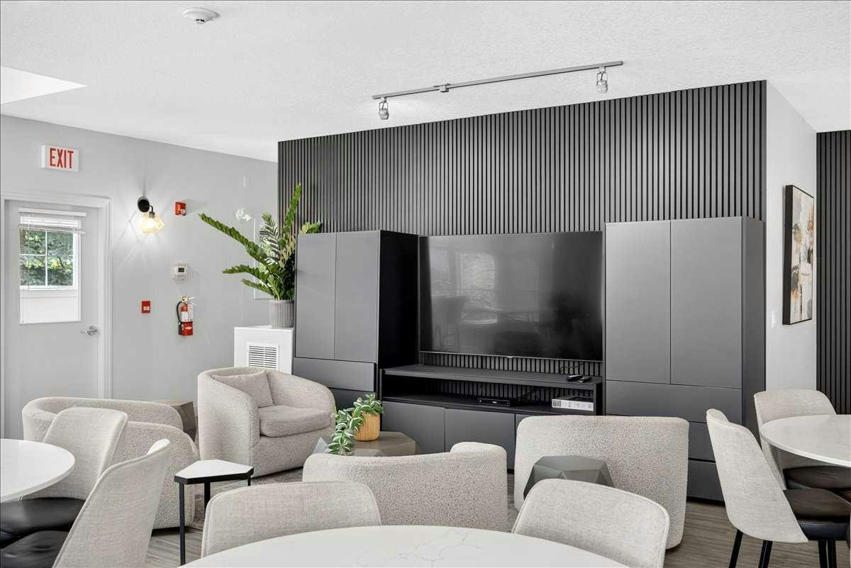 218-30 Royal Oak Plaza NW, Calgary, AB, T3G 0C1 - 34