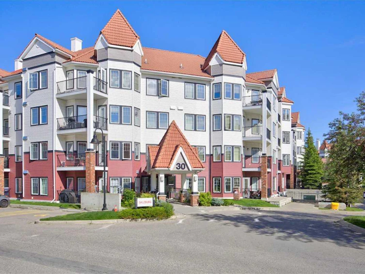 218-30 Royal Oak Plaza NW, Calgary, AB, T3G 0C1
