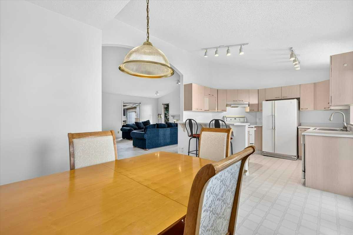 24-5790 Patina Drive SW, Calgary, AB, T3H 2Y5 - 13