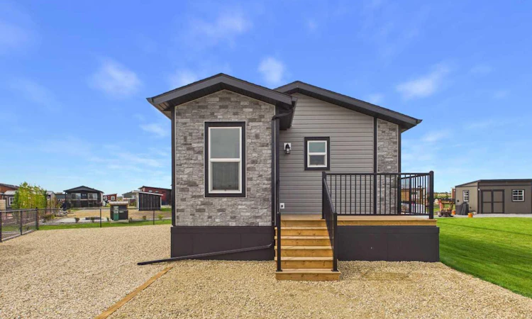 152-41019 Range Road 11