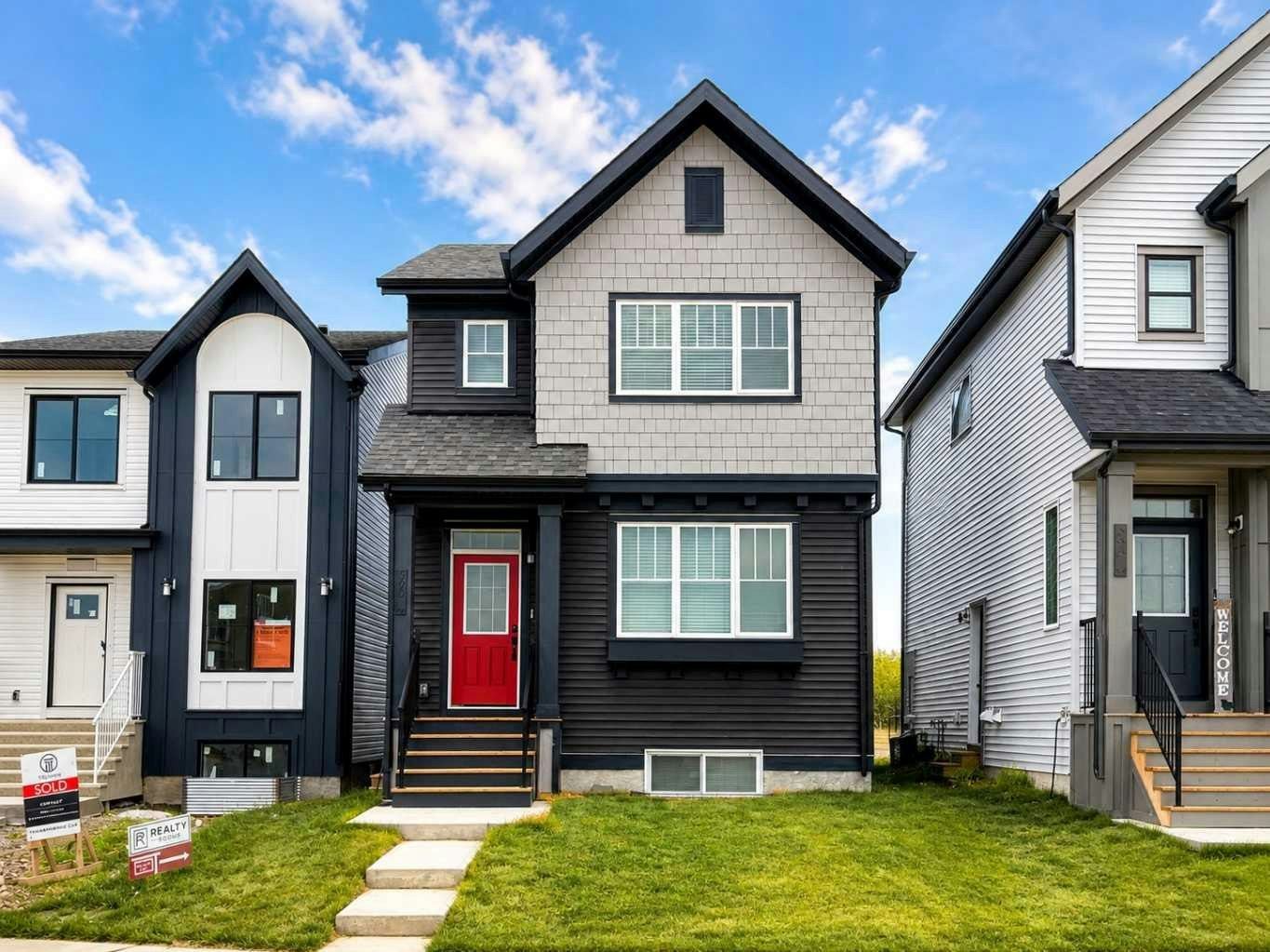 560 Lewisburg Place NE, Calgary, AB, T3P 2N7