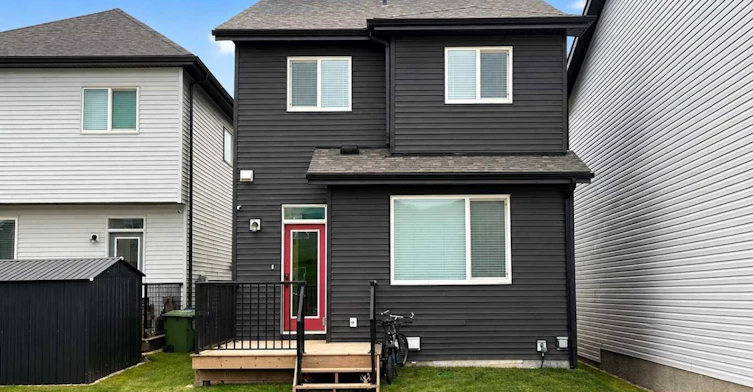 560 Lewisburg Place NE, Calgary, AB, T3P 2N7 - 26