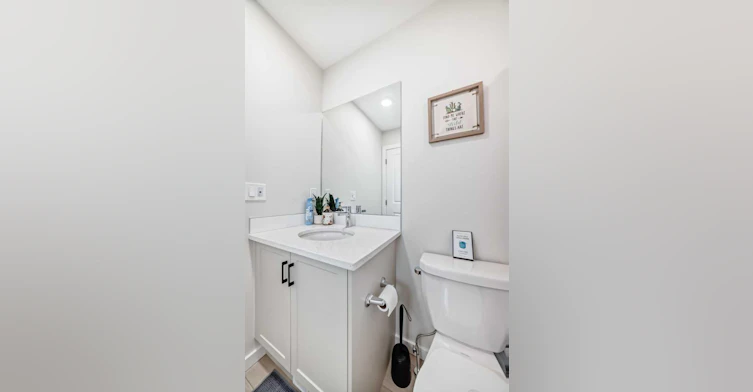 560 Lewisburg Place NE, Calgary, AB, T3P 2N7 - 23