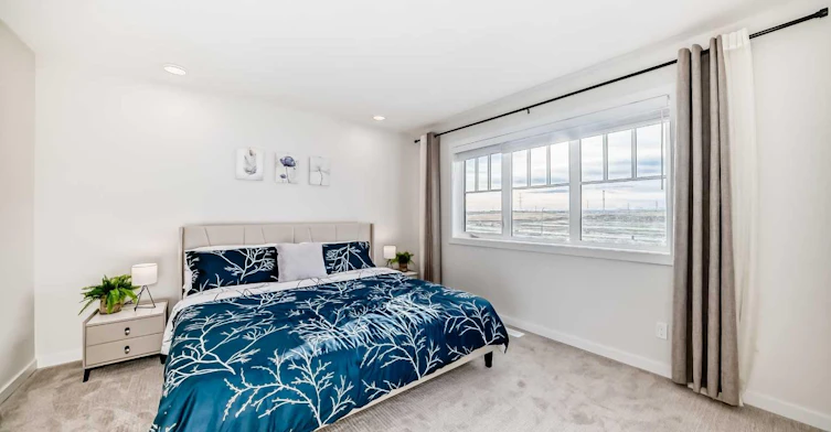 560 Lewisburg Place NE, Calgary, AB, T3P 2N7 - 15