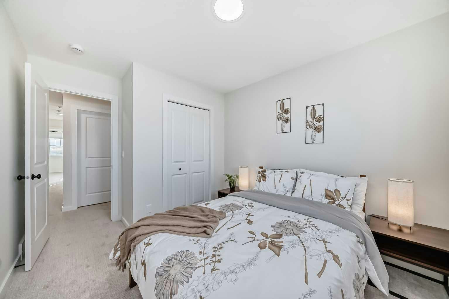 560 Lewisburg Place NE, Calgary, AB, T3P 2N7 - 21