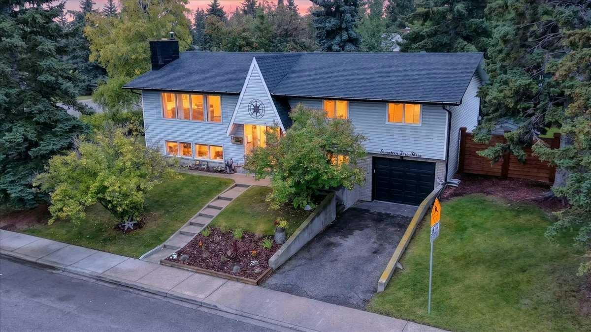1703 107 Avenue SW, Calgary, AB, T2W 0C3