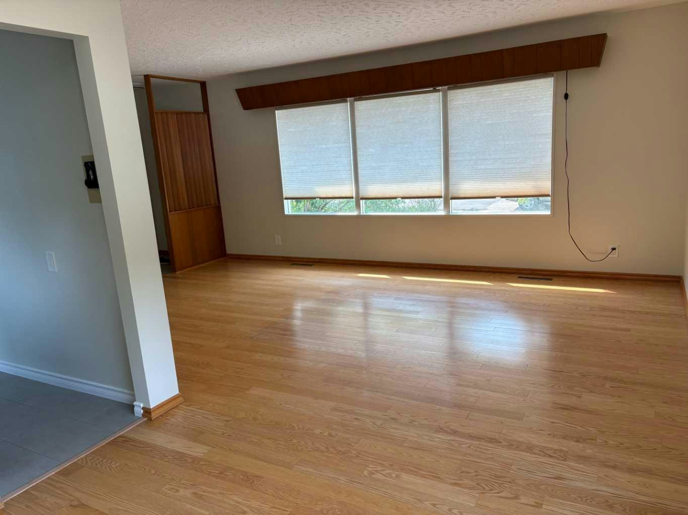 9904 90 Avenue, Grande Prairie, AB, T8V 0E5 - 4