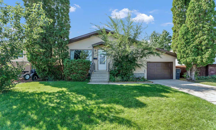 339 Ross Glen Drive SE