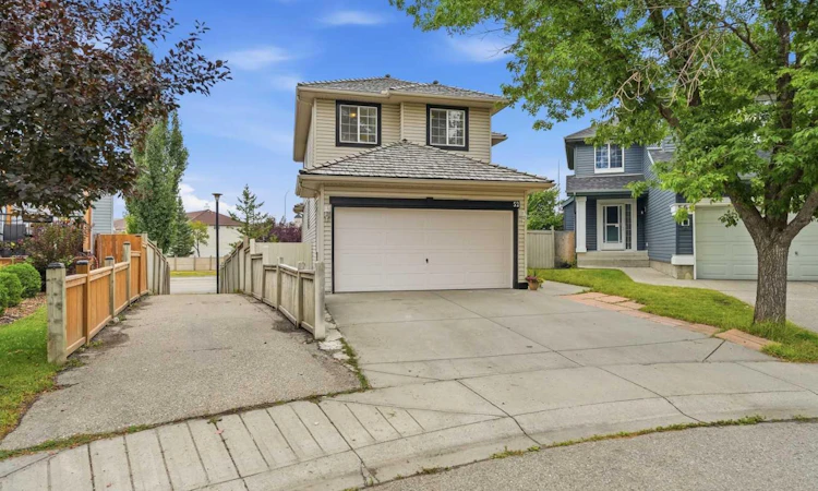 52 Douglas Glen Crescent SE