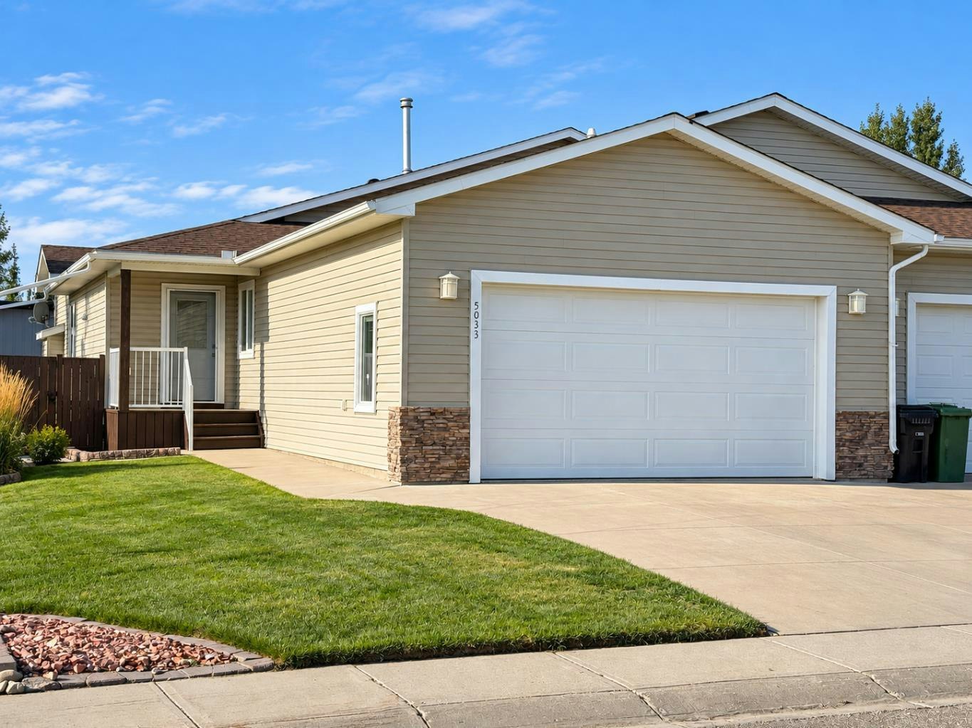 5033 Shannon Drive, Olds, AB, T4H 1X3