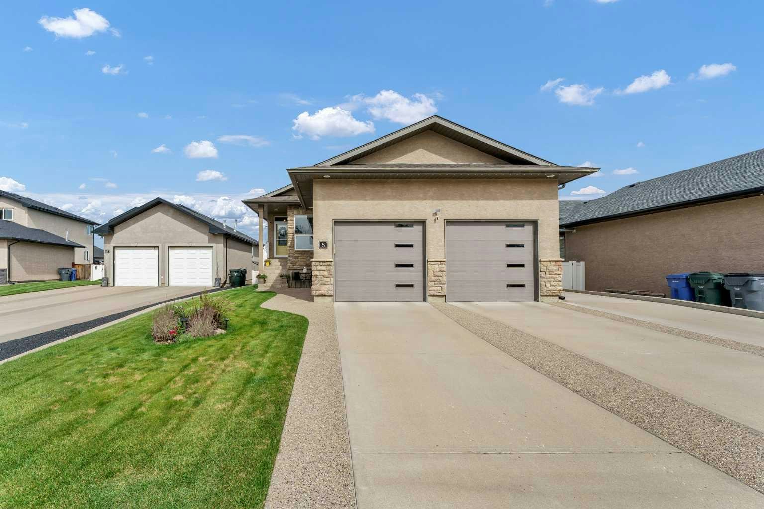 8 Sundance Close SW, Medicine Hat, AB, T1B 4V5