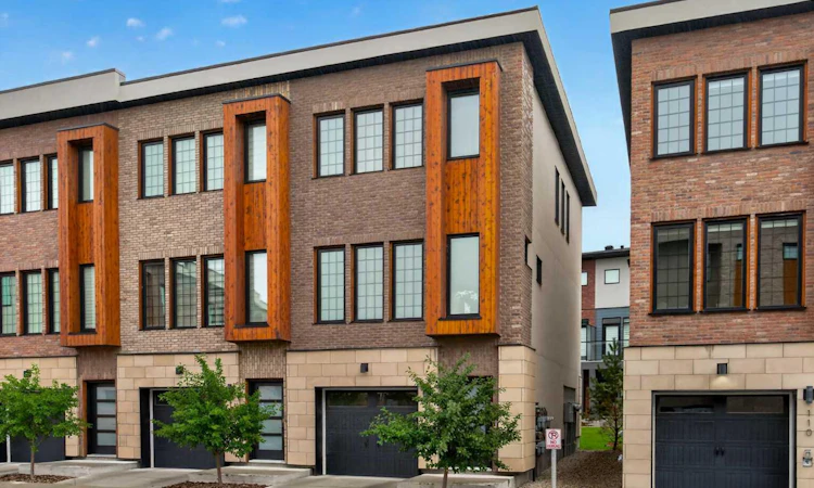 116-81 Greenbriar Place NW