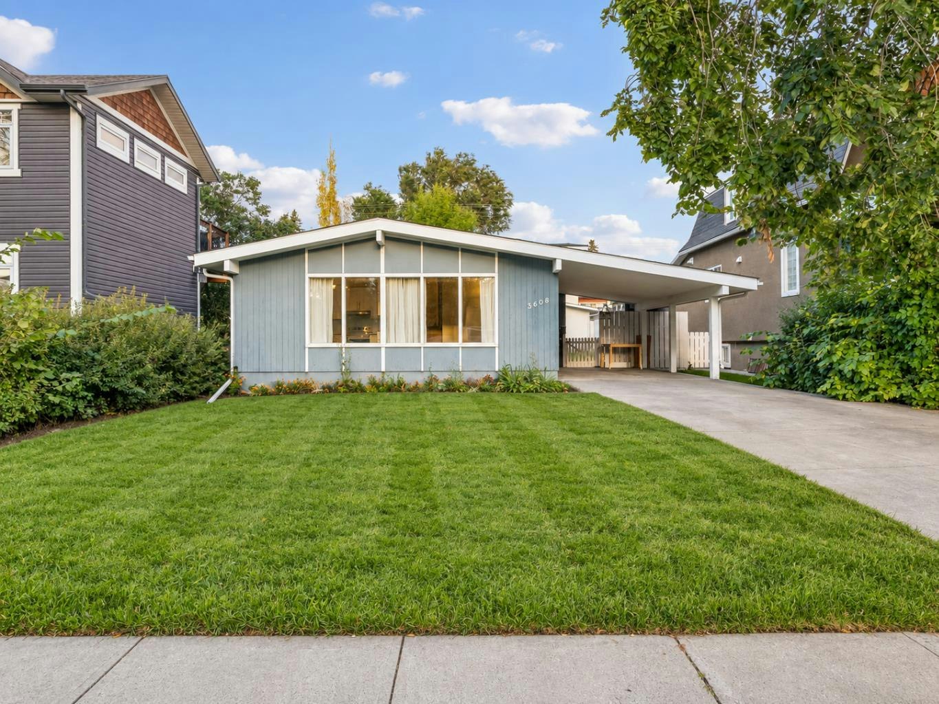 3608 Centre B Street NW, Calgary, AB, T2K 0V8