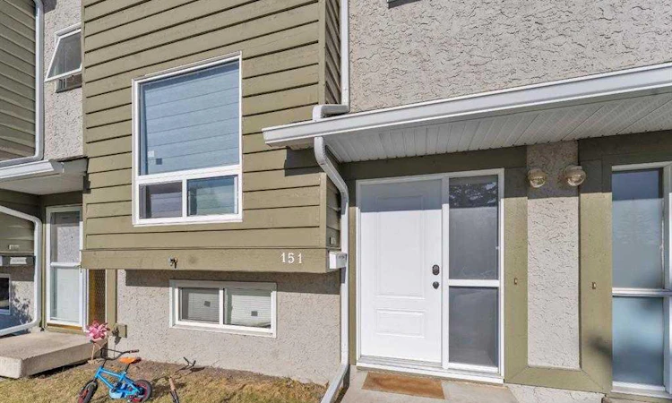 151-6915 Ranchview Drive NW