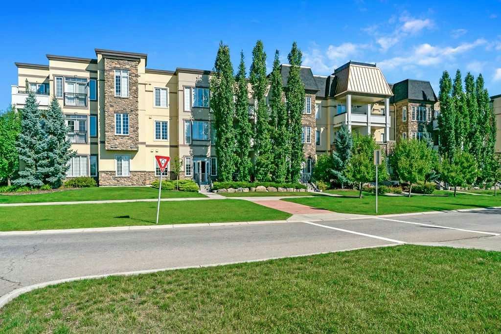 205-39 Quarry Gate SE, Calgary, AB, T2X 3X2