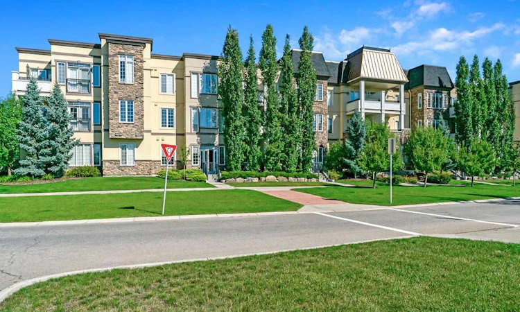 205-39 Quarry Gate SE