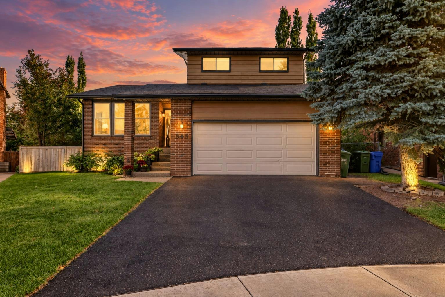 343 Berkshire Place NW, Calgary, AB, T3K 1K8