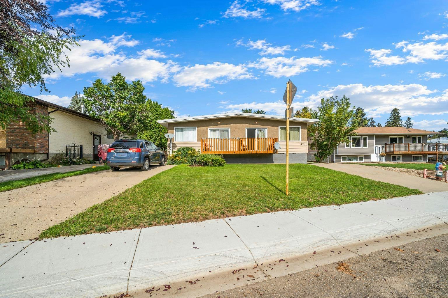 52 9 Avenue E, Brooks, AB, T1R 0N5