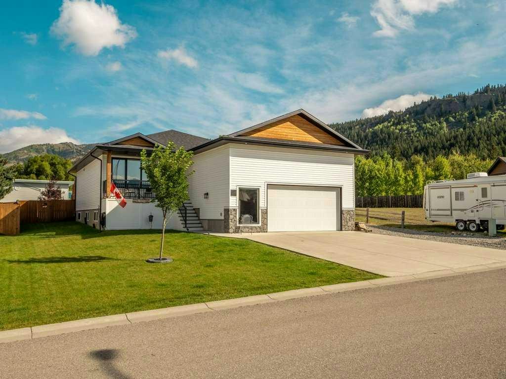 3022 225 Street, Crowsnest Pass, AB, T0K 0C0