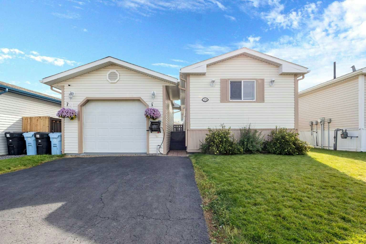 204 Mitchell Drive, Fort Mcmurray, AB, T9K 2N1