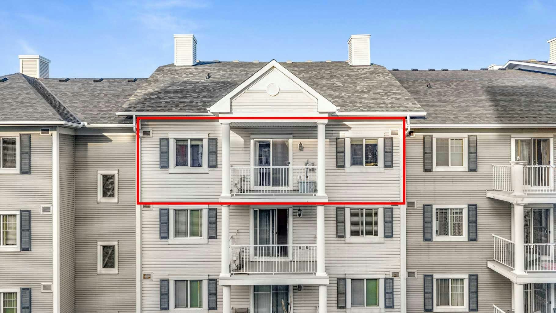 4408-31 Country Village Manor NE, Calgary, AB, T3K 0T3