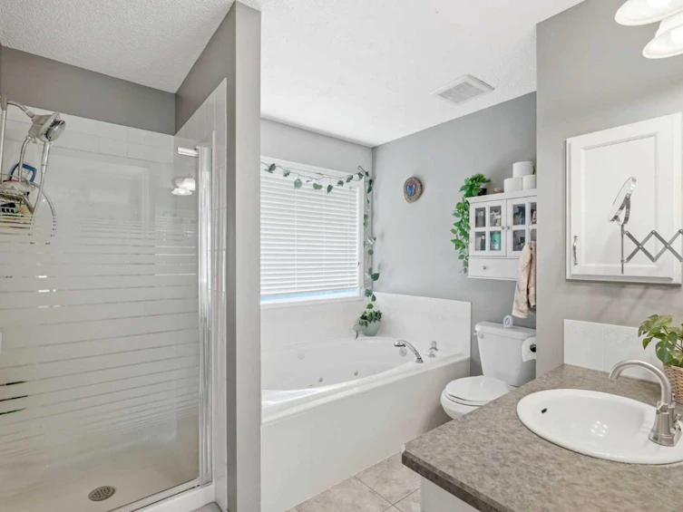 49 Shawbrooke Close SW, Calgary, AB, T2Y 3A5 - 17