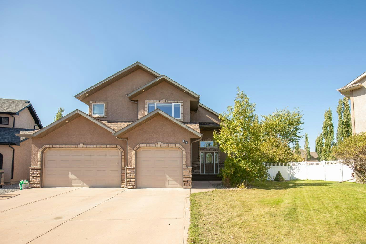 11 Aldrich Close, Red Deer, AB, T4R 3R5