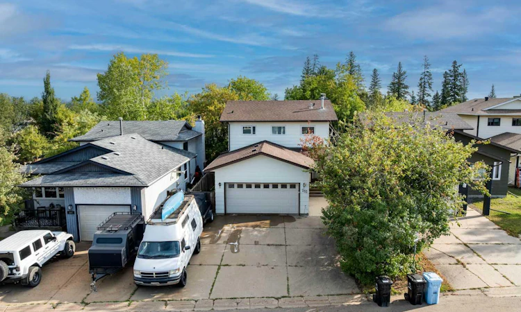 253 Gladstone Bay