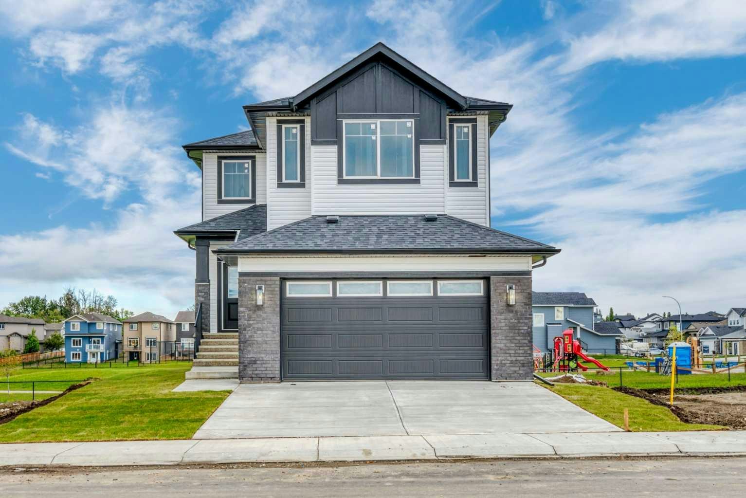 112 Lakewood, Strathmore, AB, T1P 2J9
