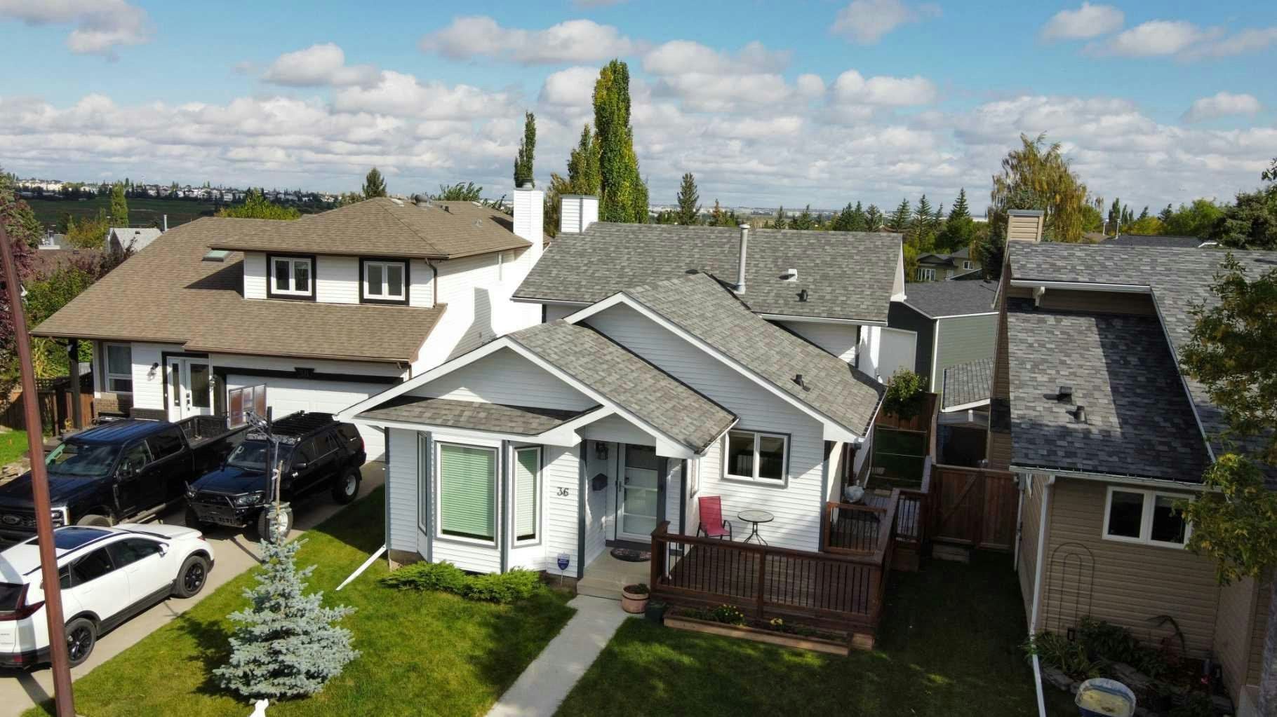 36 Sandpiper Way NW, Calgary, AB, T3K 3C6