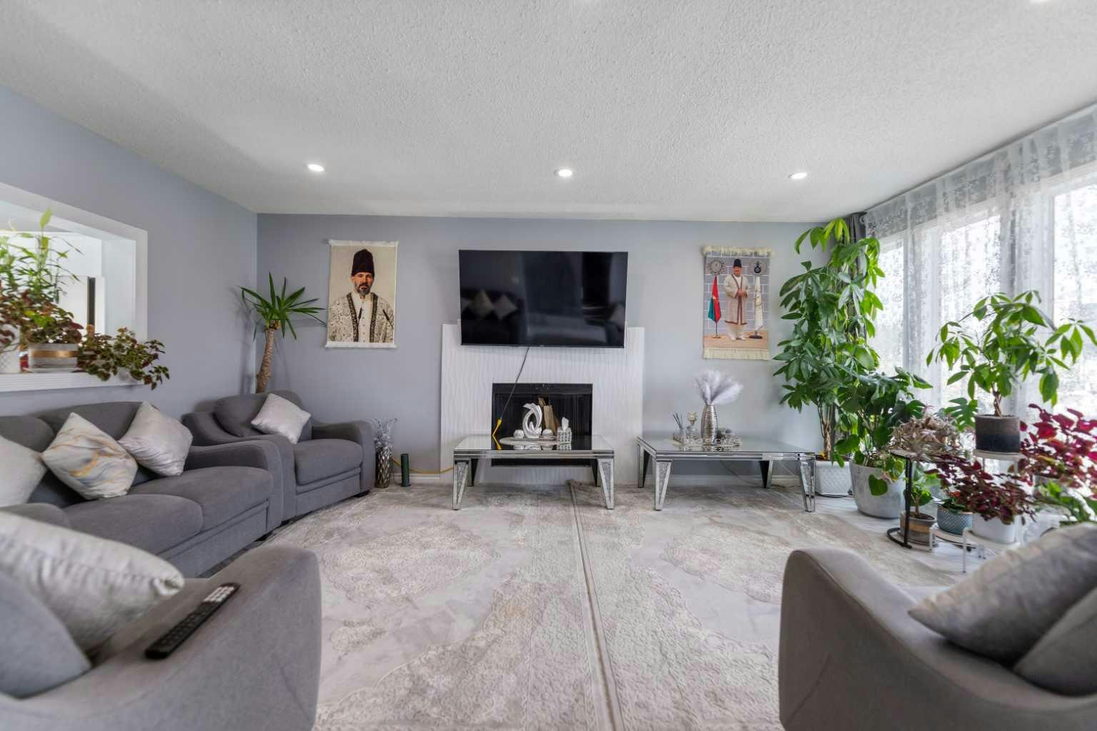 35 Templemont Drive NE, Calgary, AB, T1Y 4Z5
