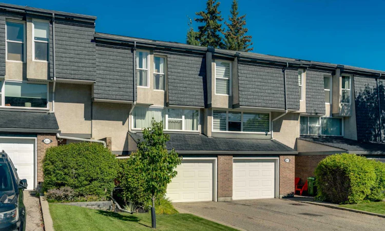 431 Brae Glen Crescent SW