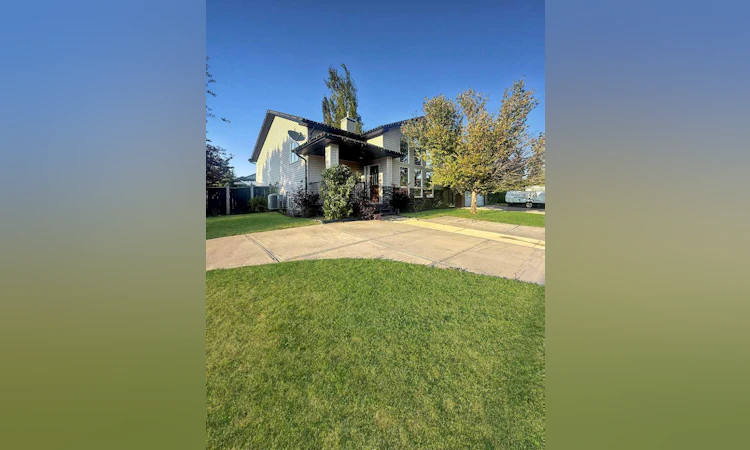 105 Riverwood Manor W