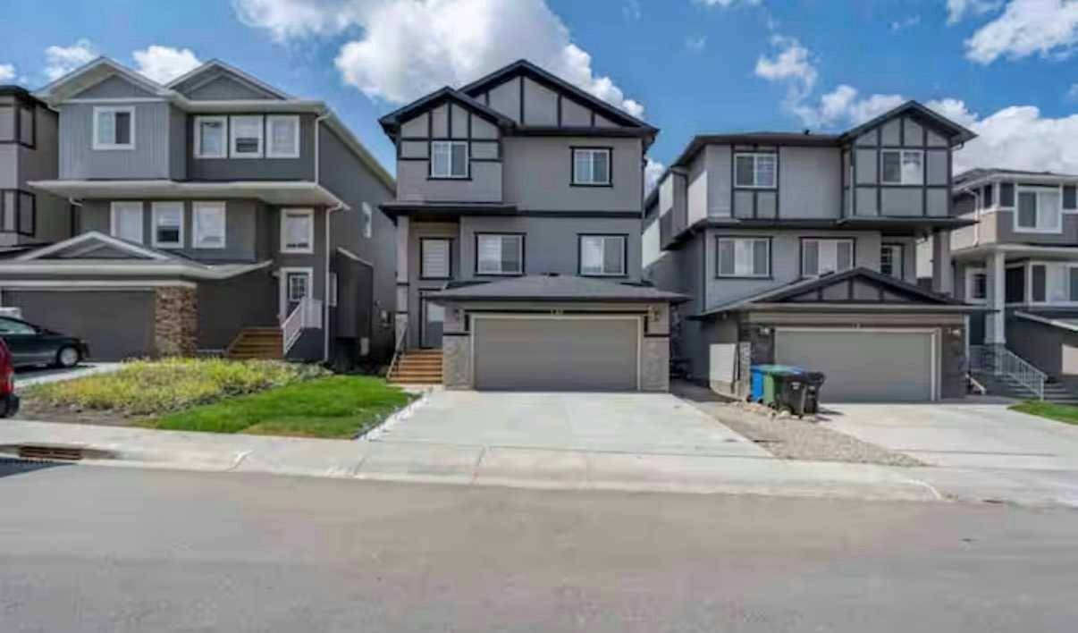 131 Sherview Grove NW, Calgary, AB, T3R 0Y4