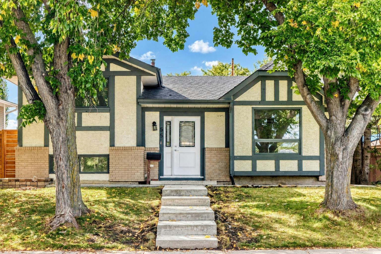 55 Mckinley Way SE, Calgary, AB, T2Z 1V1