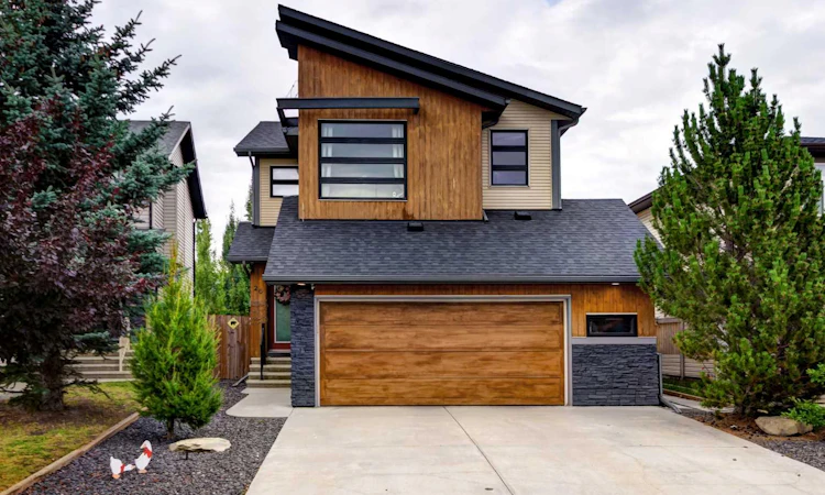 26 Walden Court SE