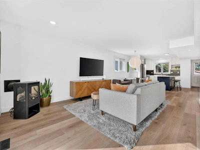 2837 29 Street SW - 4