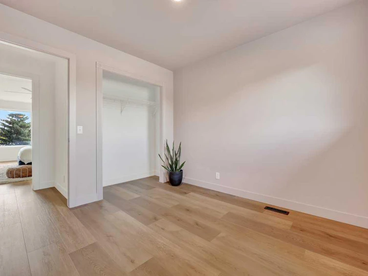 2837 29 Street SW, Calgary, AB, T3E 2K7 - 28