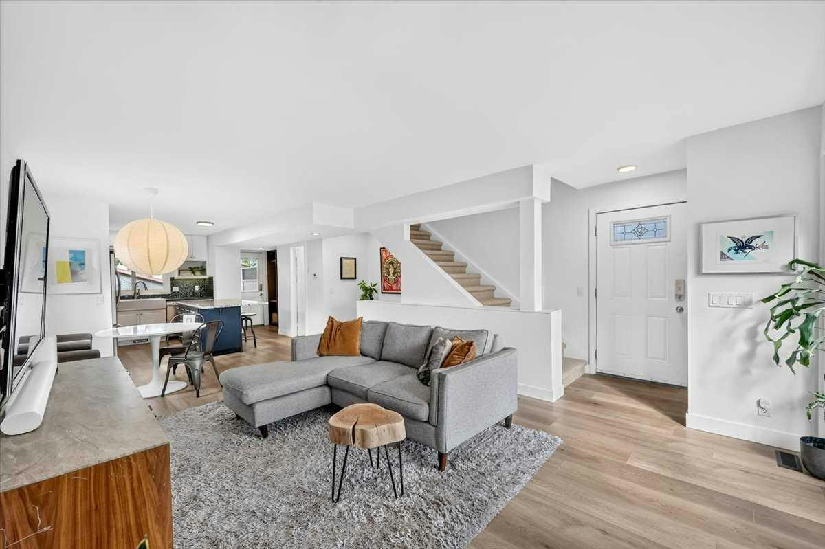 2837 29 Street SW, Calgary, AB, T3E 2K7 - 9