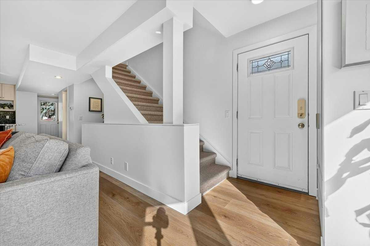 2837 29 Street SW - 3