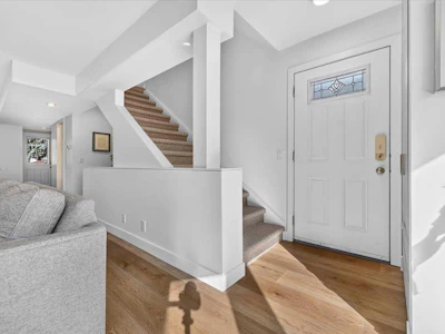 2837 29 Street SW - 3