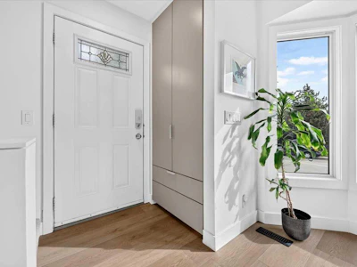 2837 29 Street SW - 2