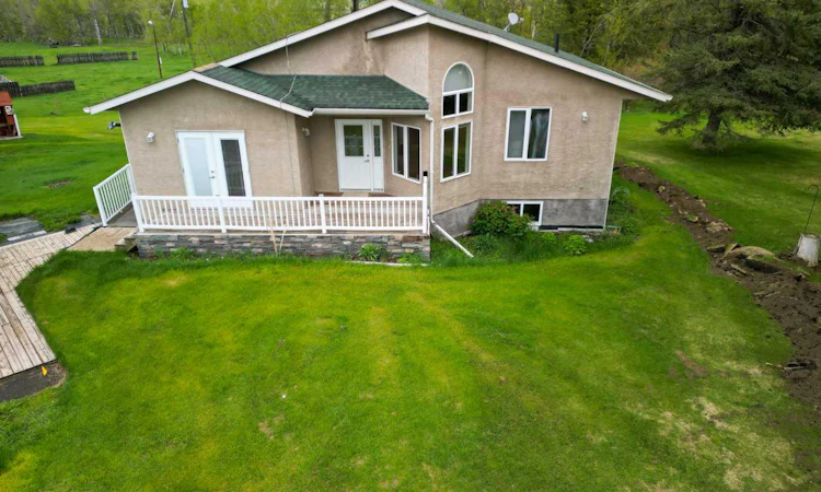 3402 3 Township Road 392