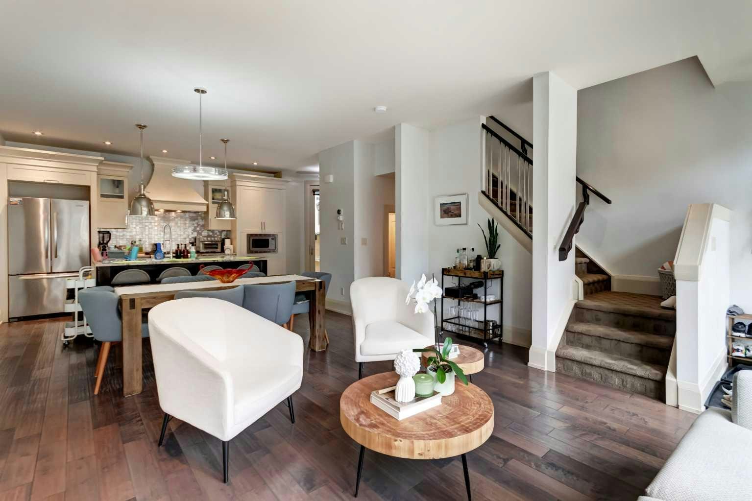 2-1934 36 Street SW, Calgary, AB, T3E 2Y9